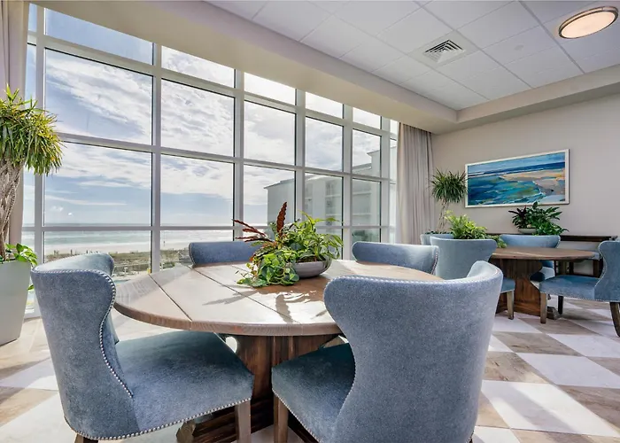 Phoenix Gulf Towers 407 Apartment *