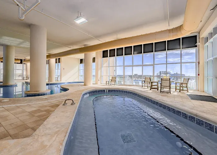 Phoenix Gulf Towers 407 Apartment *