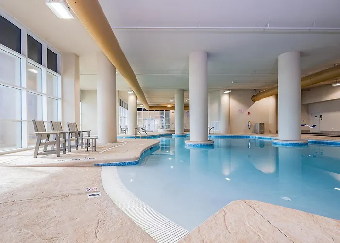 Phoenix Gulf Towers 407 Apartment